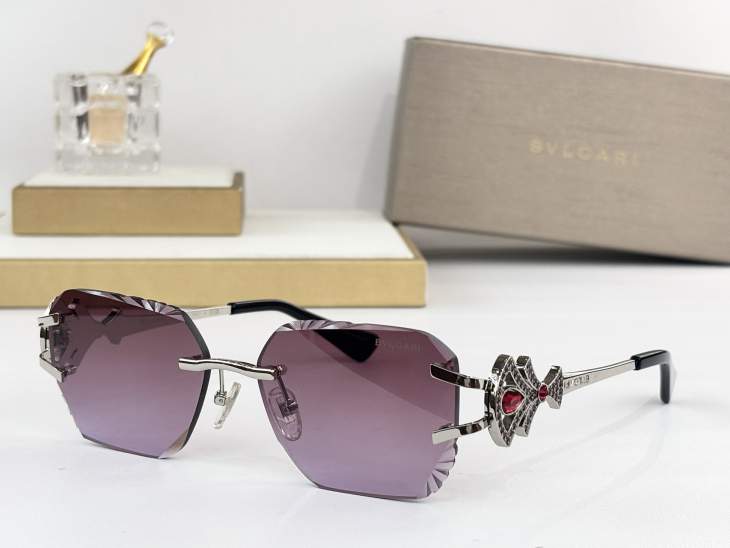 Picture of Bvlgari Sunglasses _SKUfw76226951fw